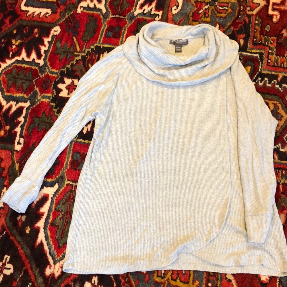A Pea in the Pod Maternity Breastfeeding Shirt